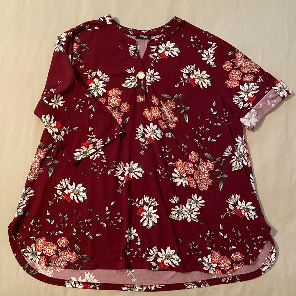 Lienridy maroon floral tunic size 3X